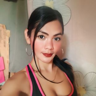 Filipina Ladyboy